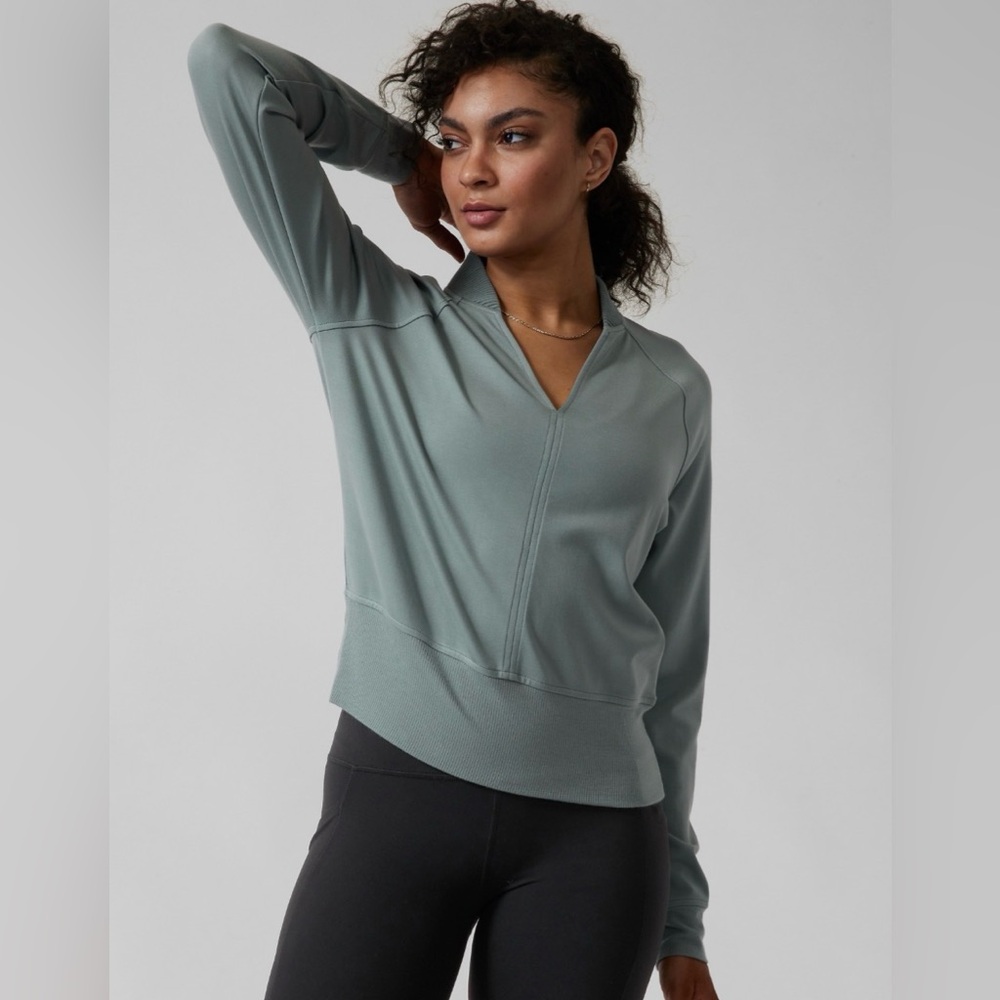 Athleta sweatshirt